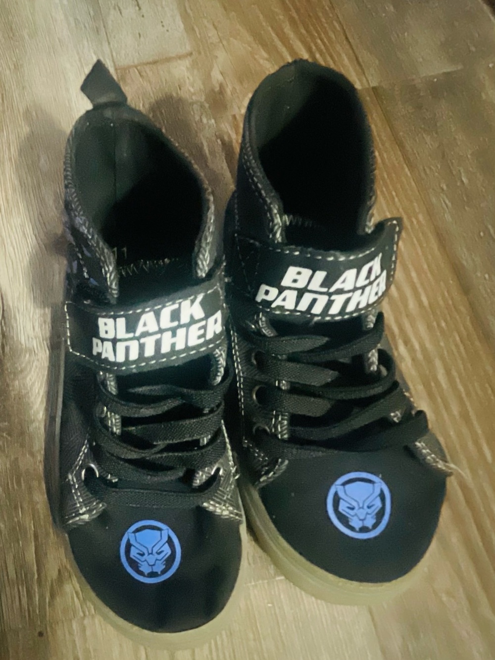 RARE! Marvel Black Panther Canvas Hightop Sneakers Size 11
